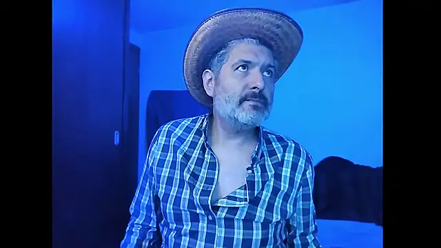 BushBator online show from 12-15-25, 06:41