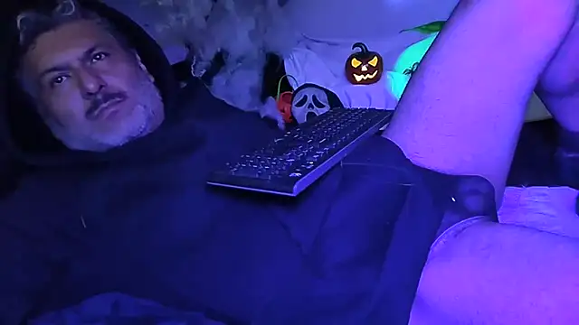 BushBator online show from 10-25-25, 07:51