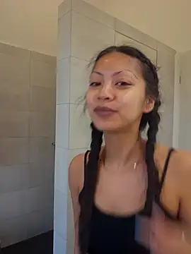 xKimRose online show from 04-05-26, 10:11