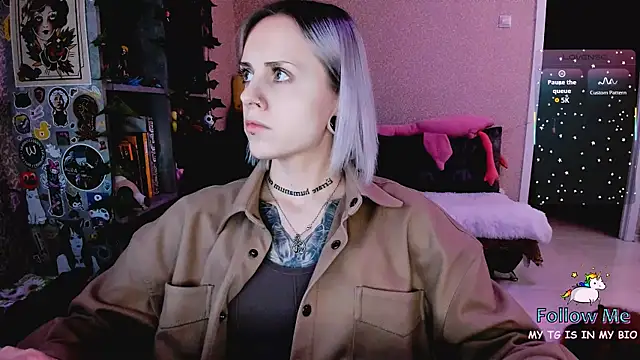 NaniMoore online show from 01-12-26, 08:15