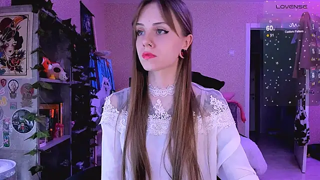Snapshot of NaniMoore chatting on 01-19-25, 07:47 NaniMoore online show from 01-19-25, 07:47