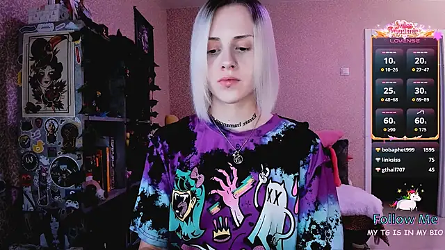 NaniMoore online show from 01-16-26, 09:41