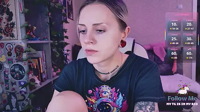 NaniMoore online show from 03-06-26, 08:26