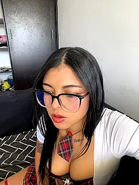 Dulce-diosa online show from 10-11-25, 06:42