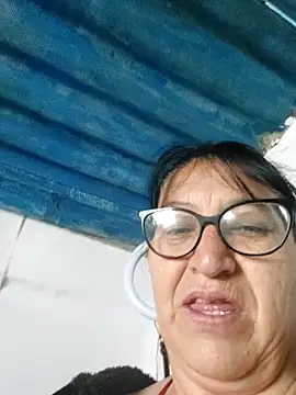 clarita 01 online show from 12-21-25, 01:35