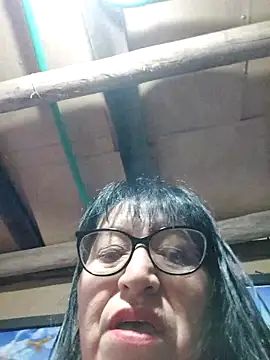 clarita 01 online show from 10-15-25, 11:51