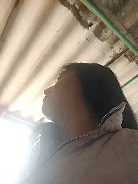 clarita 01 online show from 02-10-26, 01:10