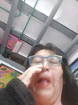 clarita 01 online show from 02-05-26, 01:07