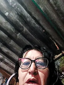 clarita 01 online show from 11-09-25, 11:14