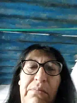 clarita 01 online show from 11-28-25, 12:38