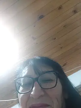 clarita 01 online show from 04-01-26, 12:35