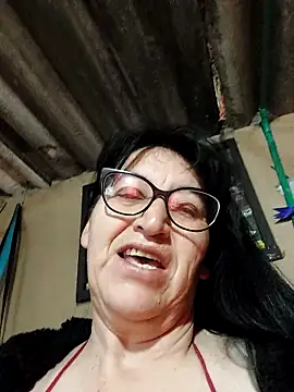 clarita 01 online show from 10-04-25, 11:45