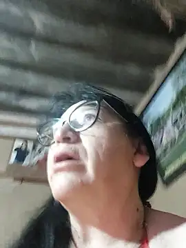 clarita 01 online show from 11-15-25, 11:36