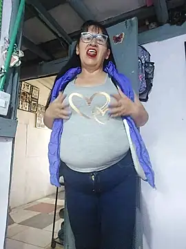 clarita 01 online show from 02-06-26, 12:56