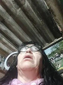 clarita 01 online show from 11-14-25, 11:14