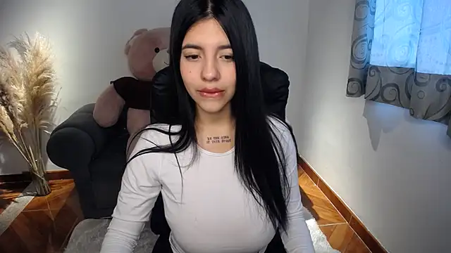 Snapshot of Alin_Aly chatting on 09-10-25, 05:45 Alin Aly online show from 09-10-25, 05:45