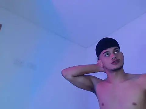 Alex ThomsonXxX online show from 01-14-26, 02:42