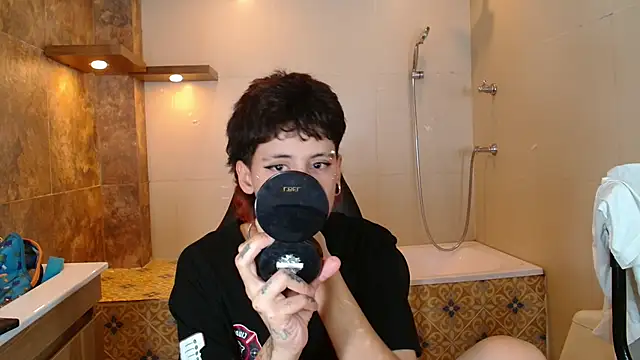 Snapshot of Ethan_lennox chatting on 11-20-25, 07:58 Ethan lennox online show from 11-20-25, 07:58