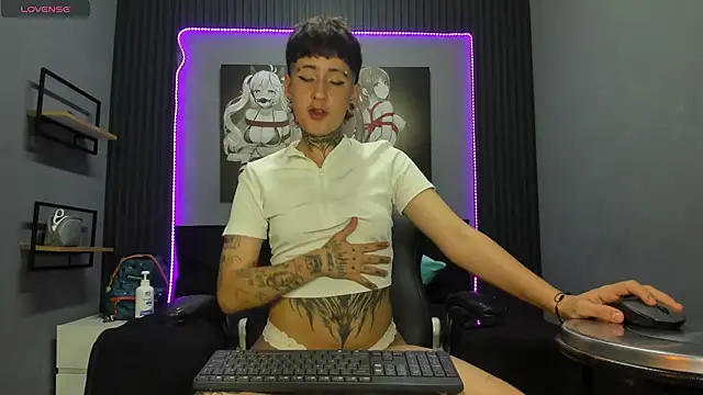 Snapshot of Ethan_lennox chatting on 09-20-25, 08:36 Ethan lennox online show from 09-20-25, 08:36