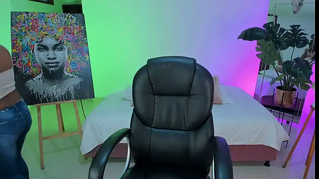 JANYLOVE   online show from 02-25-26, 10:48