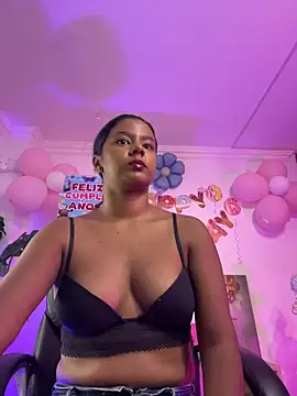 JANYLOVE   online show from 06-25-26, 10:53