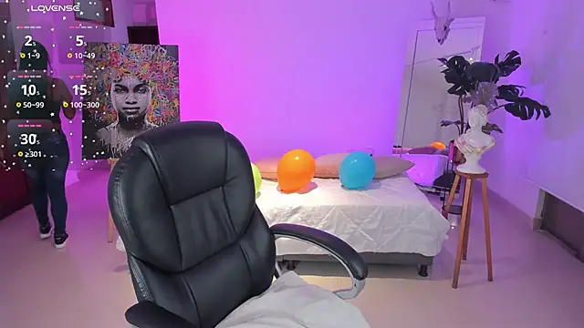 JANYLOVE   online show from 11-14-25, 10:52