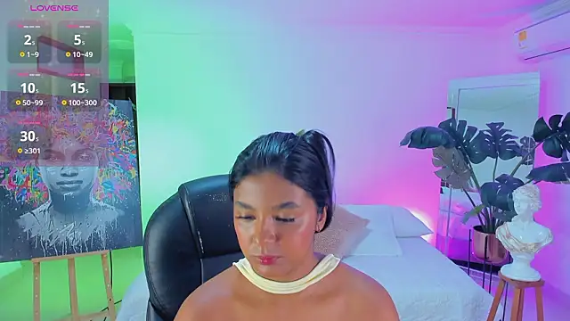 JANYLOVE   online show from 03-24-26, 10:59