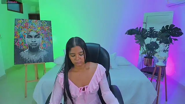 JANYLOVE   online show from 04-15-26, 10:54