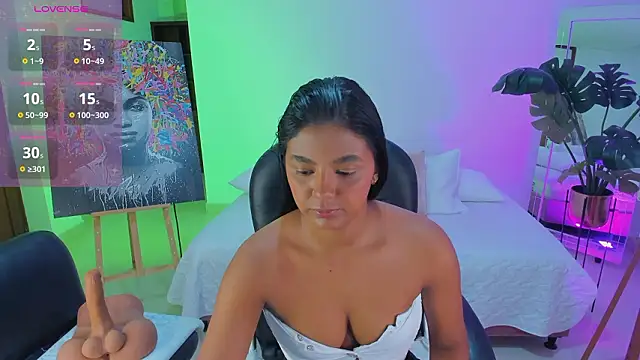 JANYLOVE   online show from 03-20-26, 11:00