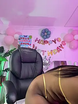 JANYLOVE   online show from 06-24-26, 11:09