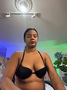 JANYLOVE   online show from 07-24-26, 10:44
