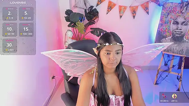 JANYLOVE   online show from 10-31-25, 10:56