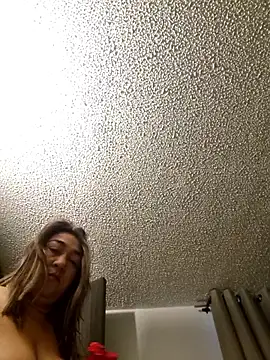 Snapshot of kitty_84 chatting on 02-28-26, 10:04 kitty 84 online show from 02-28-26, 10:04