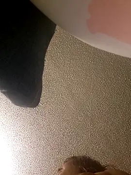 Snapshot of kitty_84 chatting on 02-24-26, 10:05 kitty 84 online show from 02-24-26, 10:05