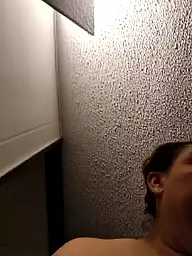 Snapshot of kitty_84 chatting on 02-06-26, 10:00 kitty 84 online show from 02-06-26, 10:00