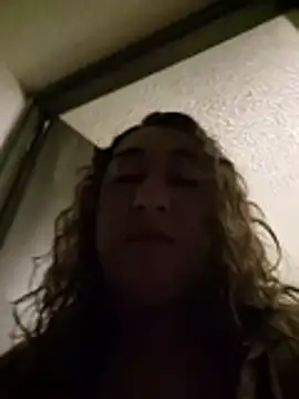 Snapshot of kitty_84 chatting on 02-18-26, 10:01 kitty 84 online show from 02-18-26, 10:01