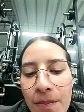 Snapshot of _vaness chatting on 02-18-25, 05:42 vaness online show from 02-18-25, 05:42