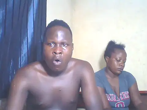 Dark Queenchocolate online show from 11-18-25, 01:10