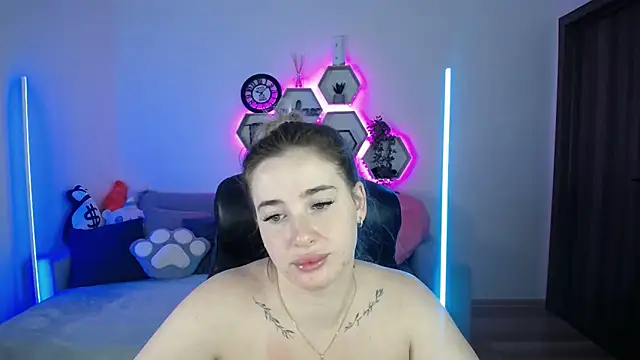 SabrinViolet online show from 09-23-25, 08:10