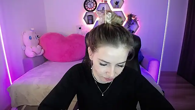 SabrinViolet online show from 04-03-26, 08:10