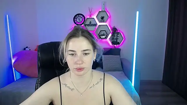 SabrinViolet online show from 10-08-25, 08:05