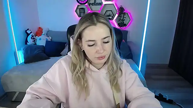 SabrinViolet online show from 11-02-25, 09:03