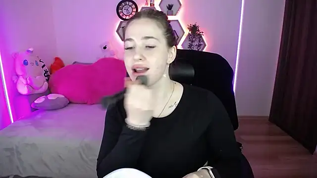 SabrinViolet online show from 05-04-26, 08:17