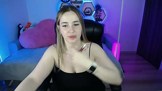 SabrinViolet online show from 02-22-26, 09:11