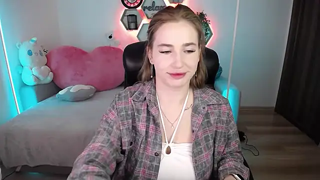 SabrinViolet online show from 04-26-26, 08:11