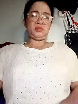 Snapshot of Sexy-asslove90 chatting on 09-28-25, 06:31 Sexy-asslove90 online show from 09-28-25, 06:31