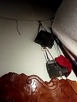 Snapshot of Sexy-asslove90 chatting on 10-19-25, 07:16 Sexy-asslove90 online show from 10-19-25, 07:16