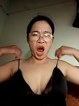 Snapshot of Sexy-asslove90 chatting on 09-27-25, 05:35 Sexy-asslove90 online show from 09-27-25, 05:35