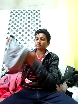 Snapshot of Indiandaddy11 chatting on 12-15-25, 06:36 Indiandaddy11 online show from 12-15-25, 06:36