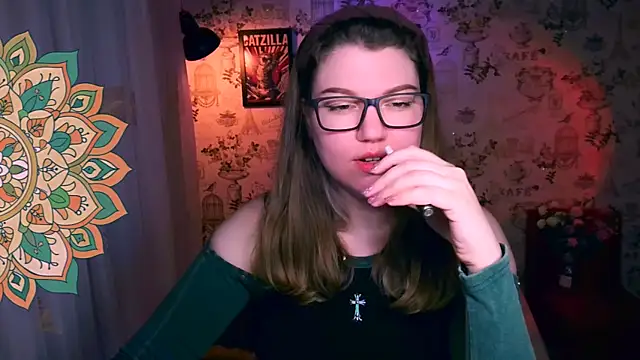 VioletteWay online show from 04-12-26, 03:59